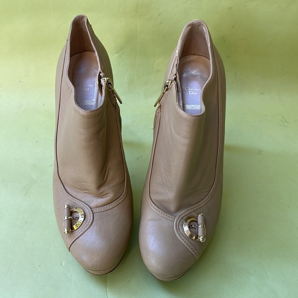 Dark cream/gold Christian Dior all leather booties